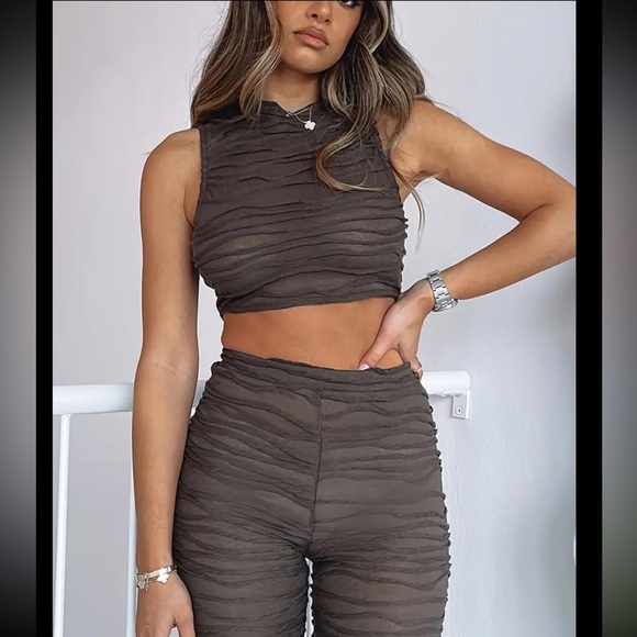 Large Y2K Brown Abstract Ruched Set Crop Top & High Waist Pants Light & Stretchy - Picture 5 of 9